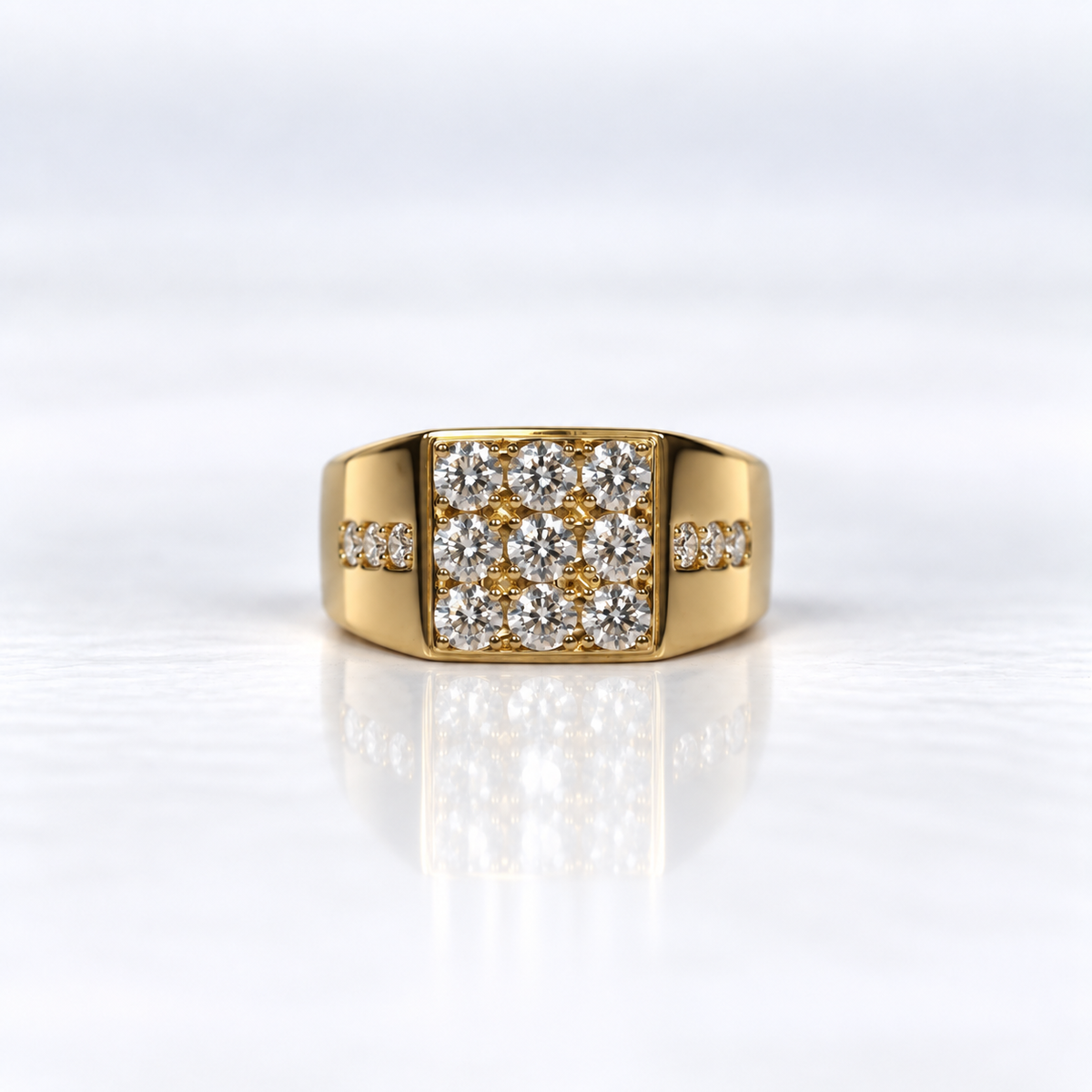 18ct Yellow Gold 15-Diamond Men’s Ring