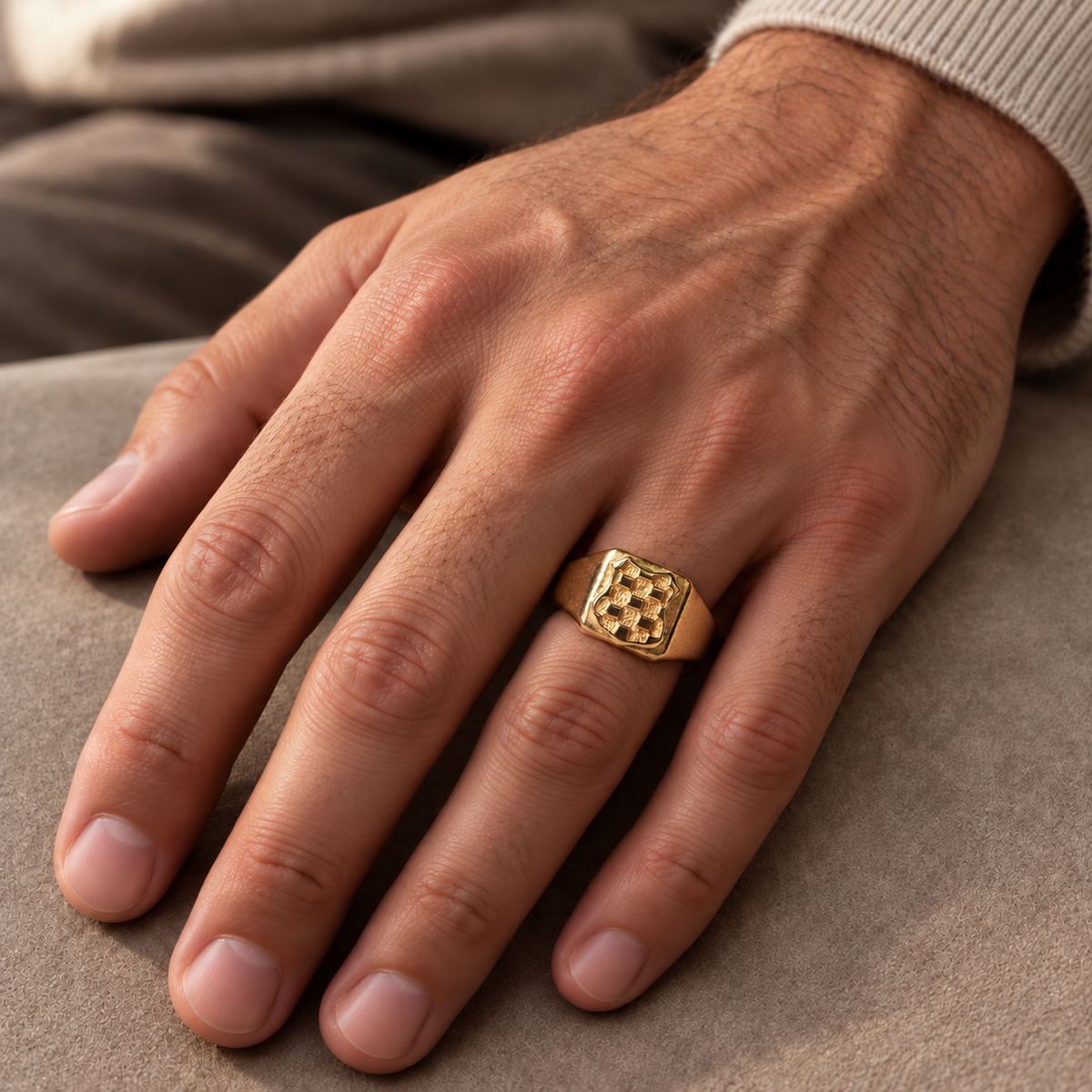 18ct Yellow Gold Men’s Croatian Shield Ring