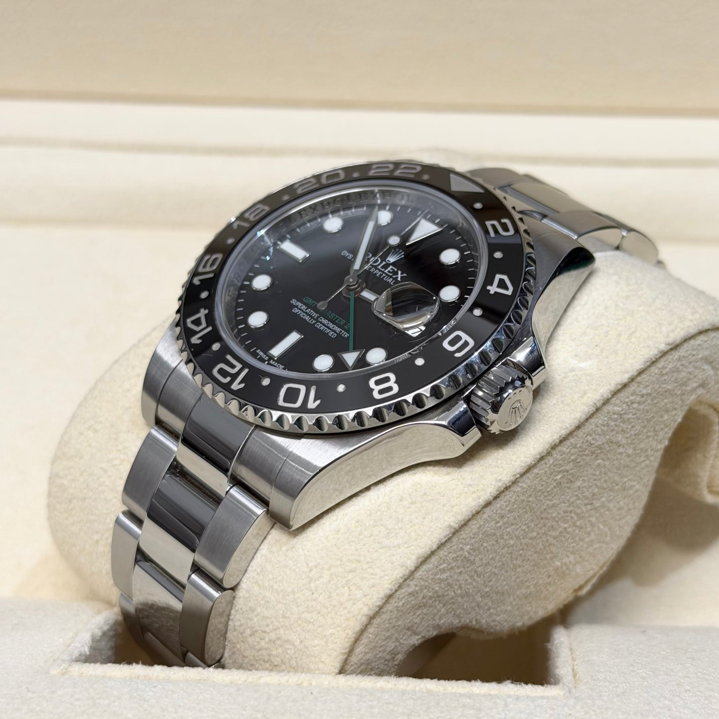 2012 Rolex GMT-MASTER II - 'Green Arrow' - 116710LN - Box & Papers