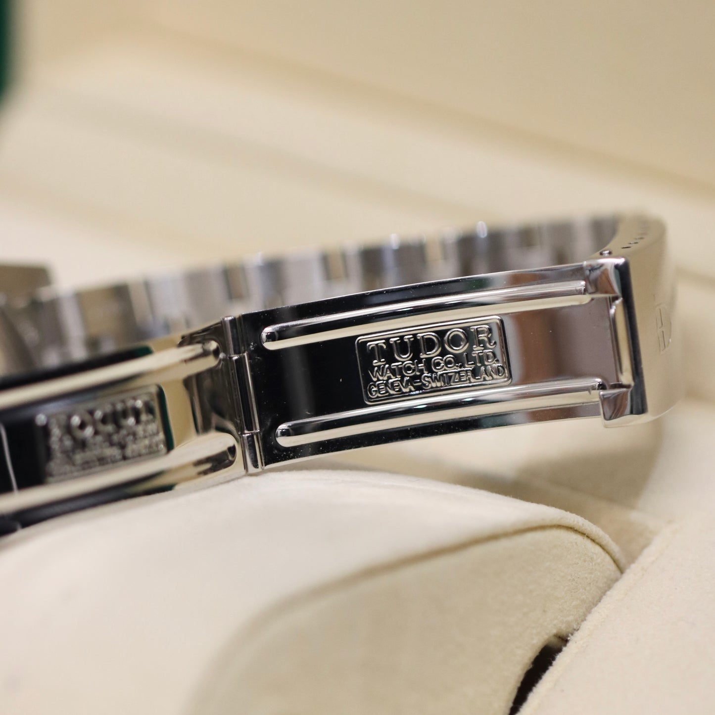 1993 Tudor 'Big Block' Oysterdate - Ref 79180 - Box & Papers