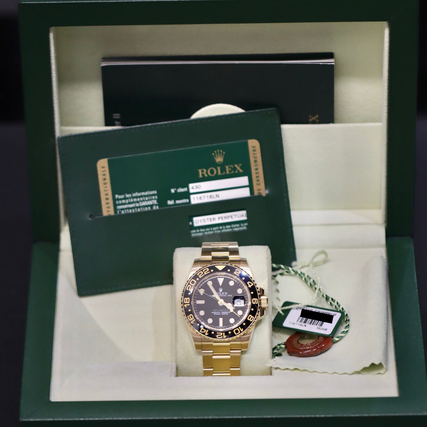 2011 Rolex GMT-MASTER II - 116718LN - Full Set