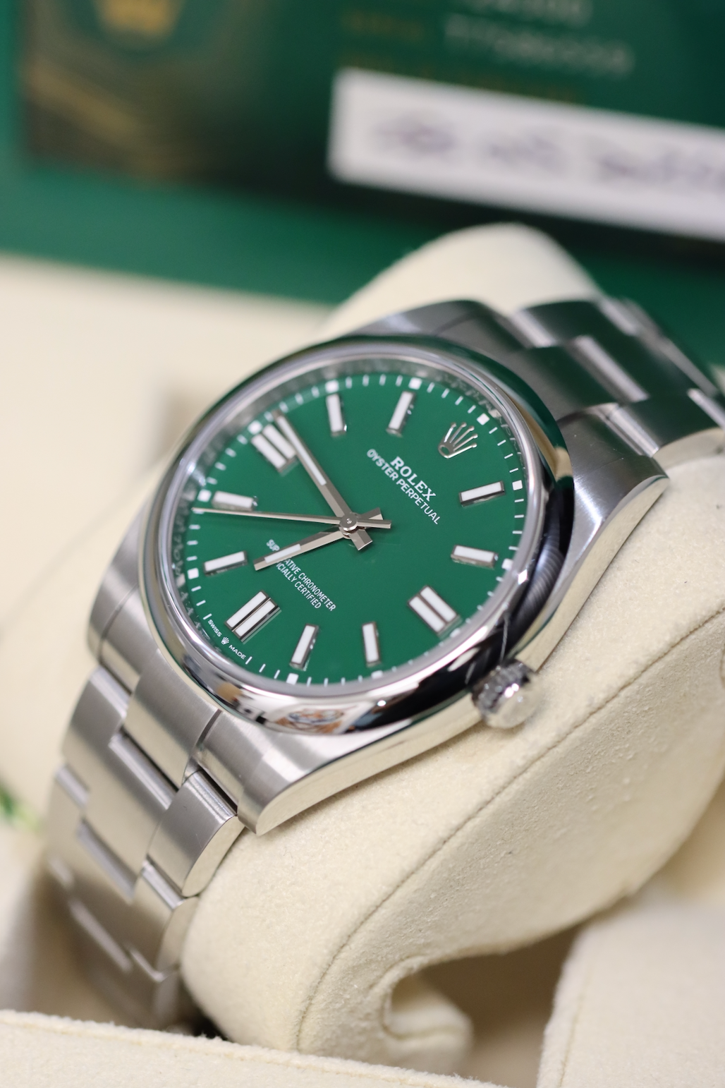 Rolex Oyster Perpetual 41mm Ref 124300