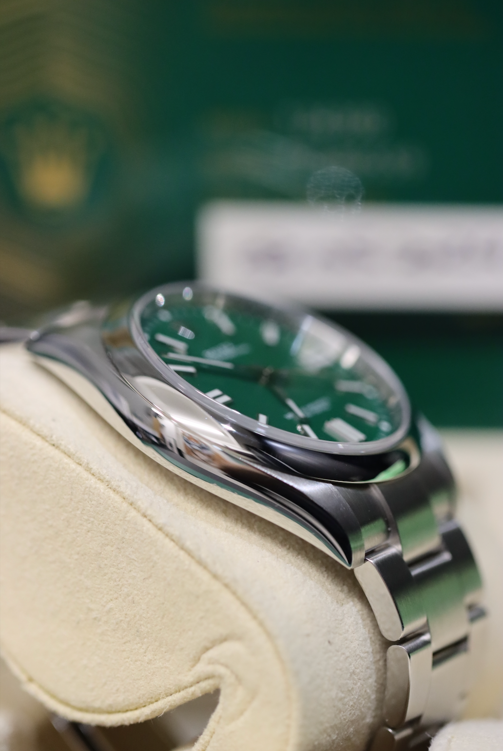 Rolex Oyster Perpetual 41mm Ref 124300