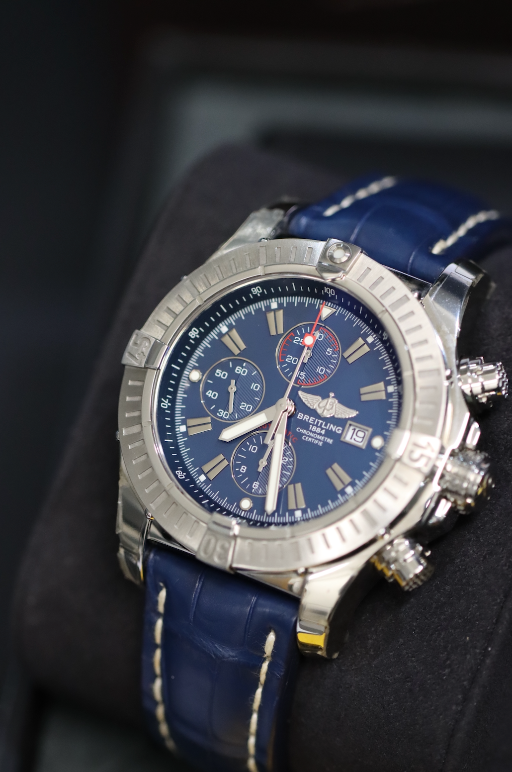 Breilting Super Avenger 48MM - A13370