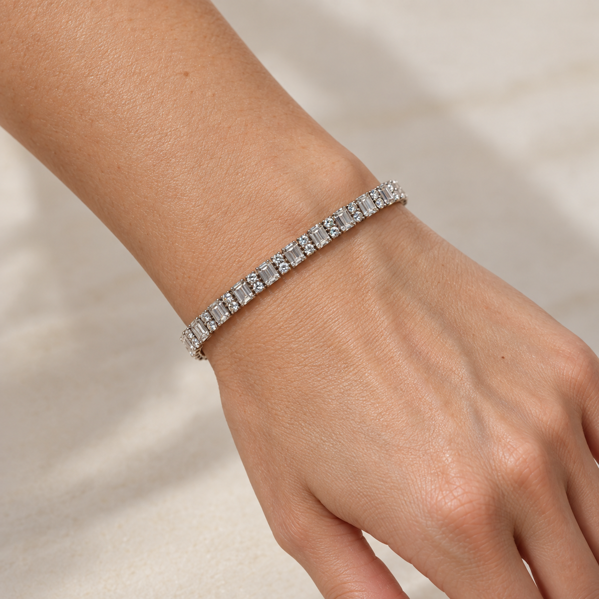 14ct White Gold 10.70ct Round & Baguette Lab-Grown Diamond Tennis Bracelet – E/F VS