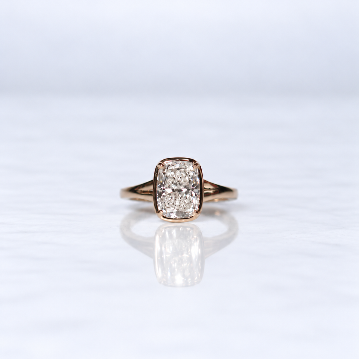 14ct Yellow Gold 3.00ct Elongated Cushion-Cut Lab-Grown Diamond Ring