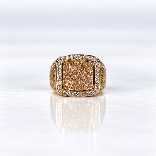 14ct Yellow Gold Diamond Signet Ring with Diamond-Set Border and Shoulders