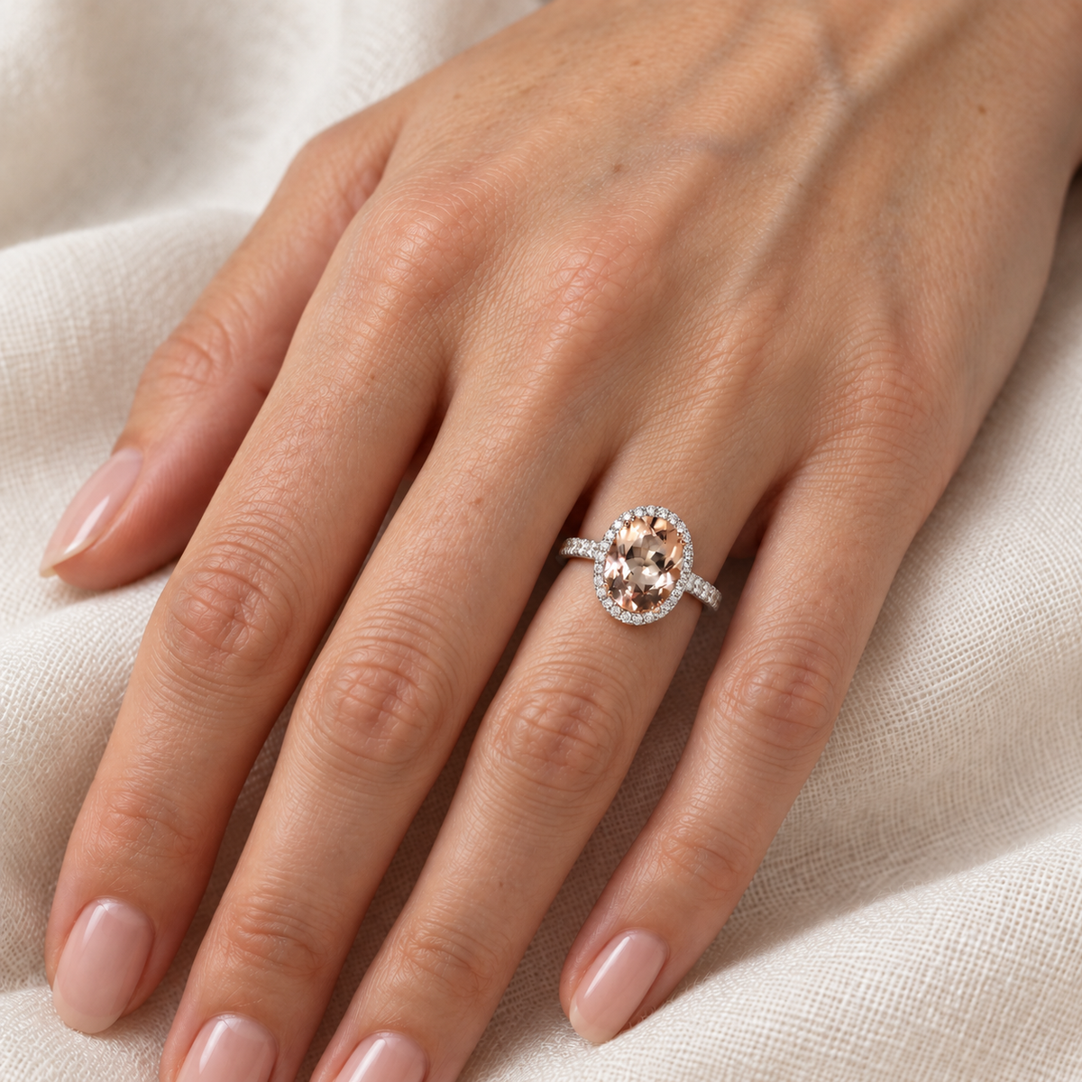 18ct White Gold Morganite & Diamond Ring