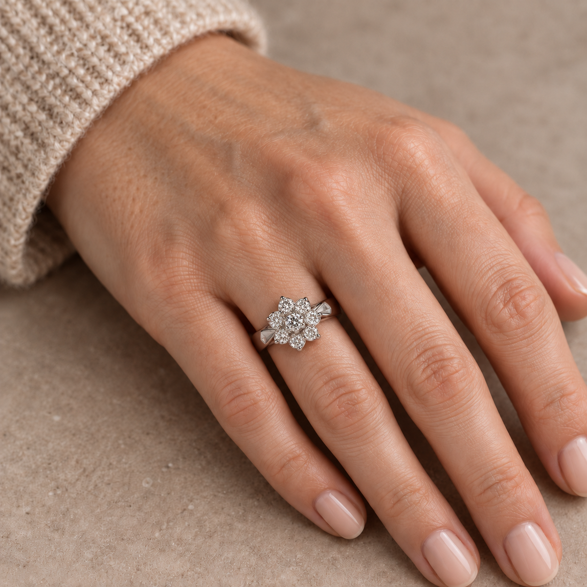 18ct White Gold Diamond-Set Flower Design Dress Ring