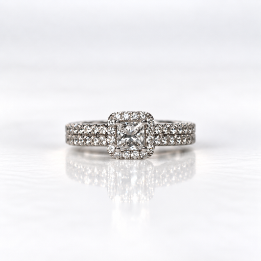 18ct White Gold GIA-Certified 0.50ct Diamond Halo Engagement Ring – H/SI1