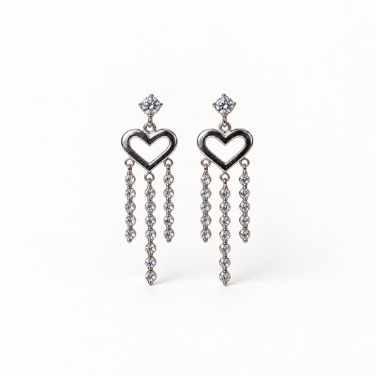 18ct White Gold Heart-Shaped Chandelier Earrings