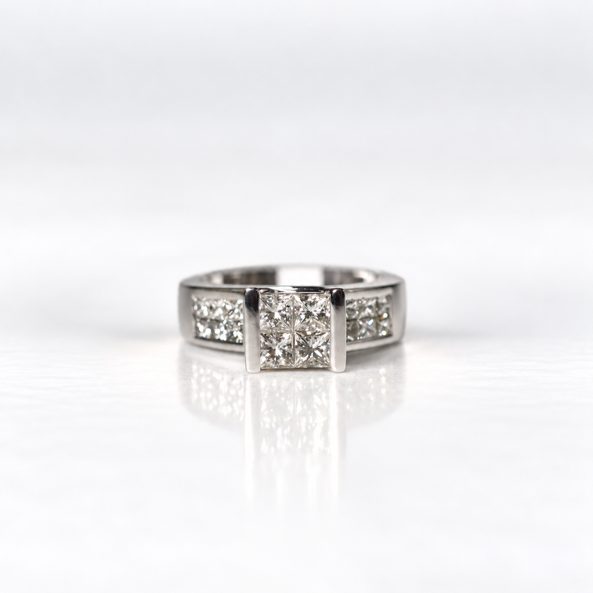 18ct White Gold Princess-Cut Diamond Dress Ring