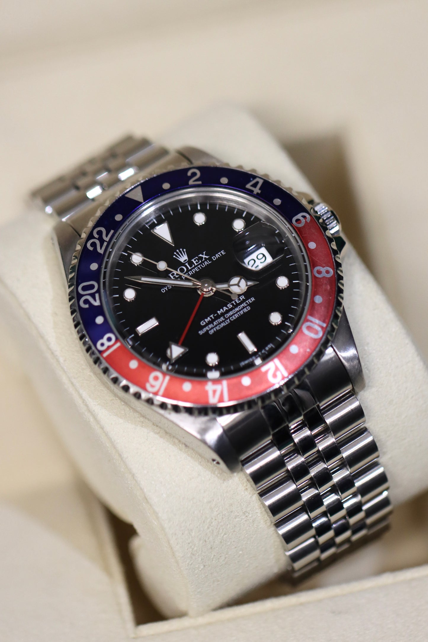 1991 Rolex Pepsi GMT-MASTER REF: 16700