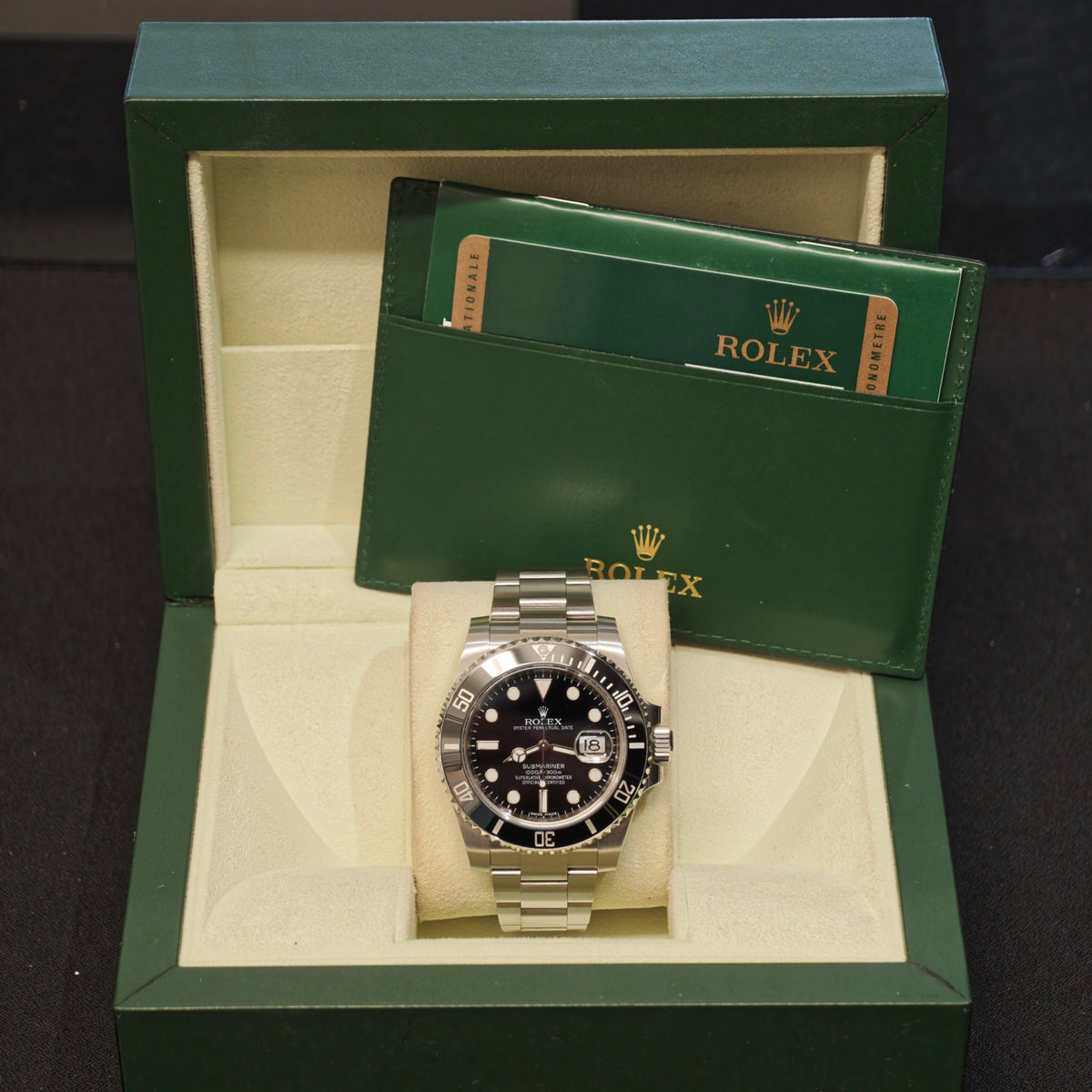2011 Rolex Submariner Date 116610LN - 40MM - Box & Card