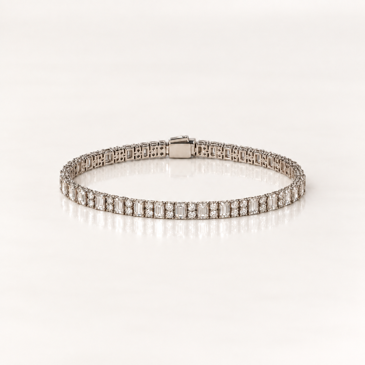 14ct White Gold 10.70ct Round & Baguette Lab-Grown Diamond Tennis Bracelet – E/F VS