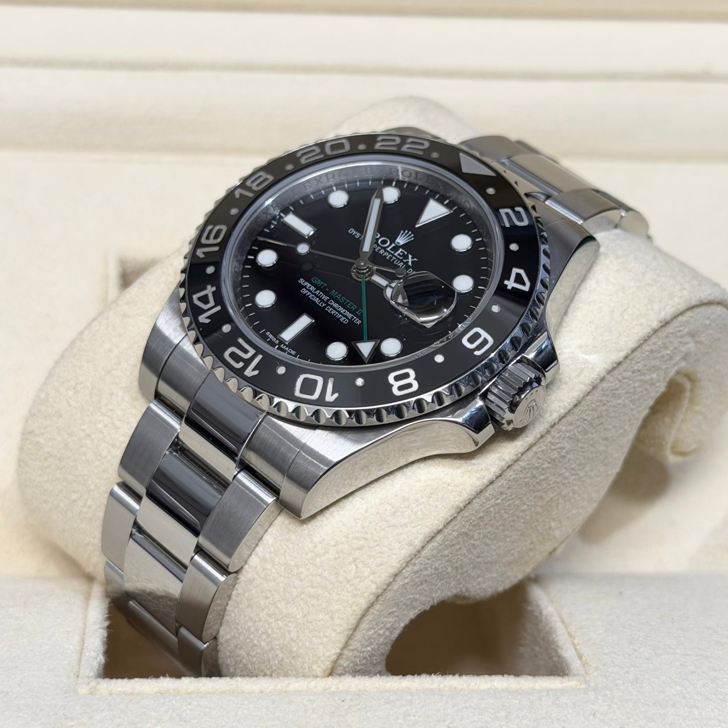 2012 Rolex GMT-MASTER II - 'Green Arrow' - 116710LN - Box & Papers