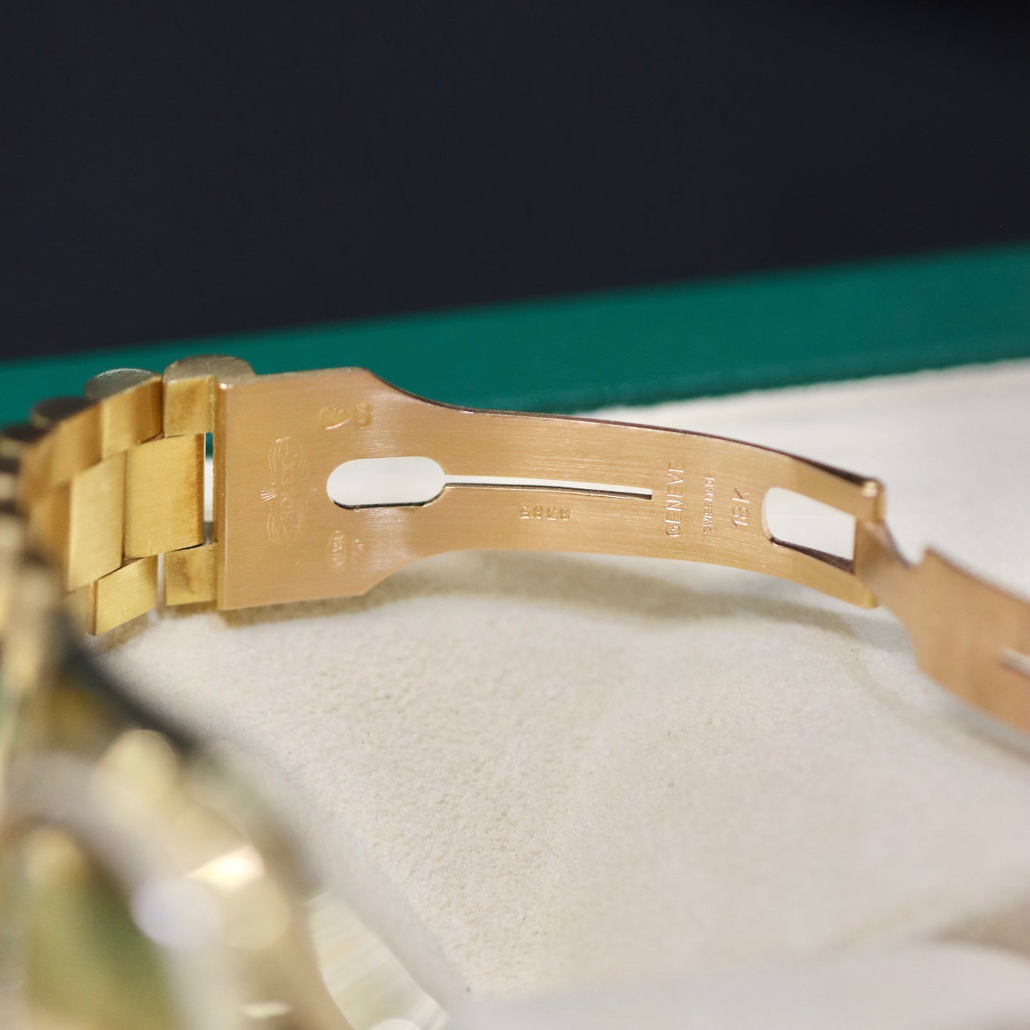 Rolex Day-Date 36MM - Rare Blue Sapphire & Diamond String Dial - 18238