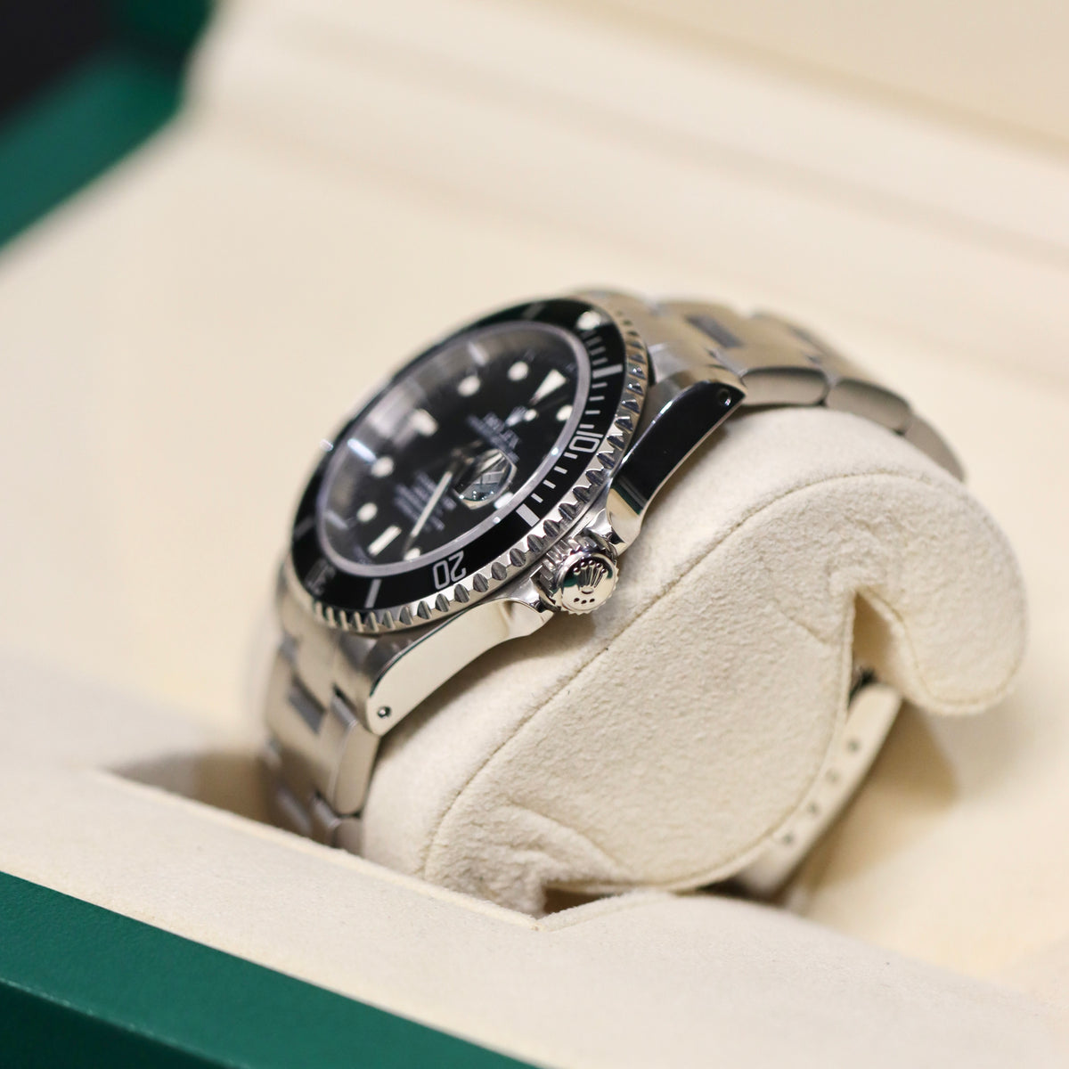 Rolex Subamriner Date - 40MM - 16610 - RSC Serviced with Warranty until 2028