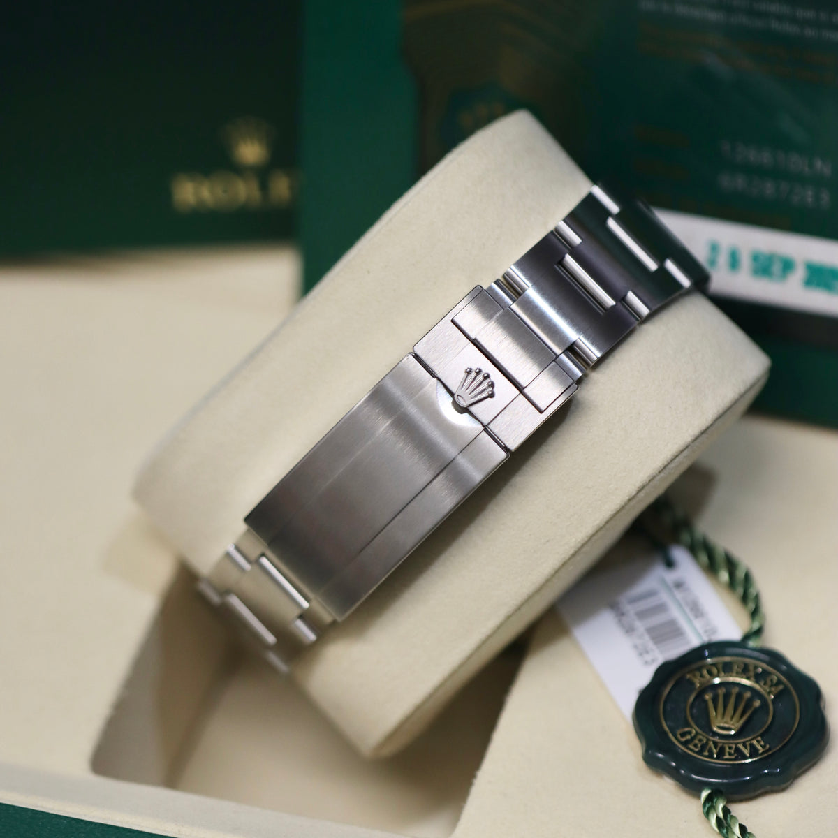 2025 Rolex Submariner Date - 41MM - 126610LN - Box & papers