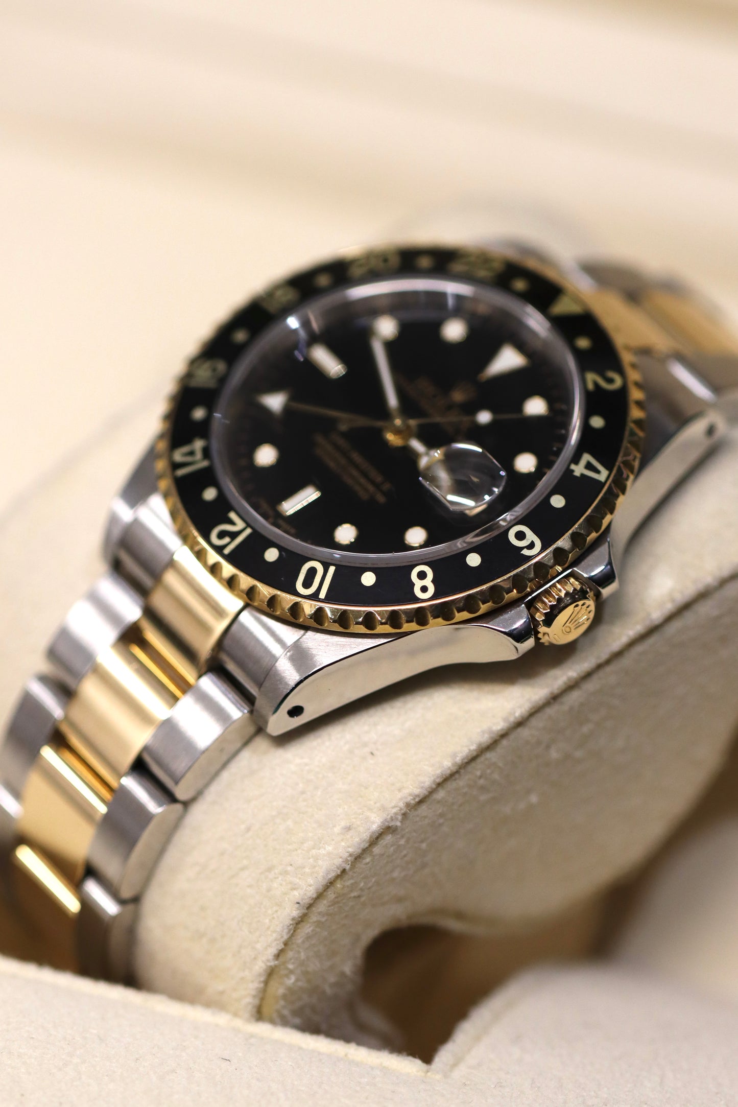 Rolex GMT Master II - 16713LN