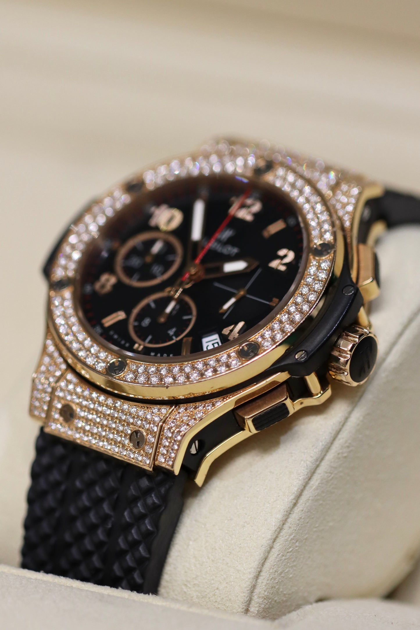 Hublot Classic Fusion KING-GOLD FACTORY PAVÉ Diamonds 41mm 341.PX.130.RX.174
