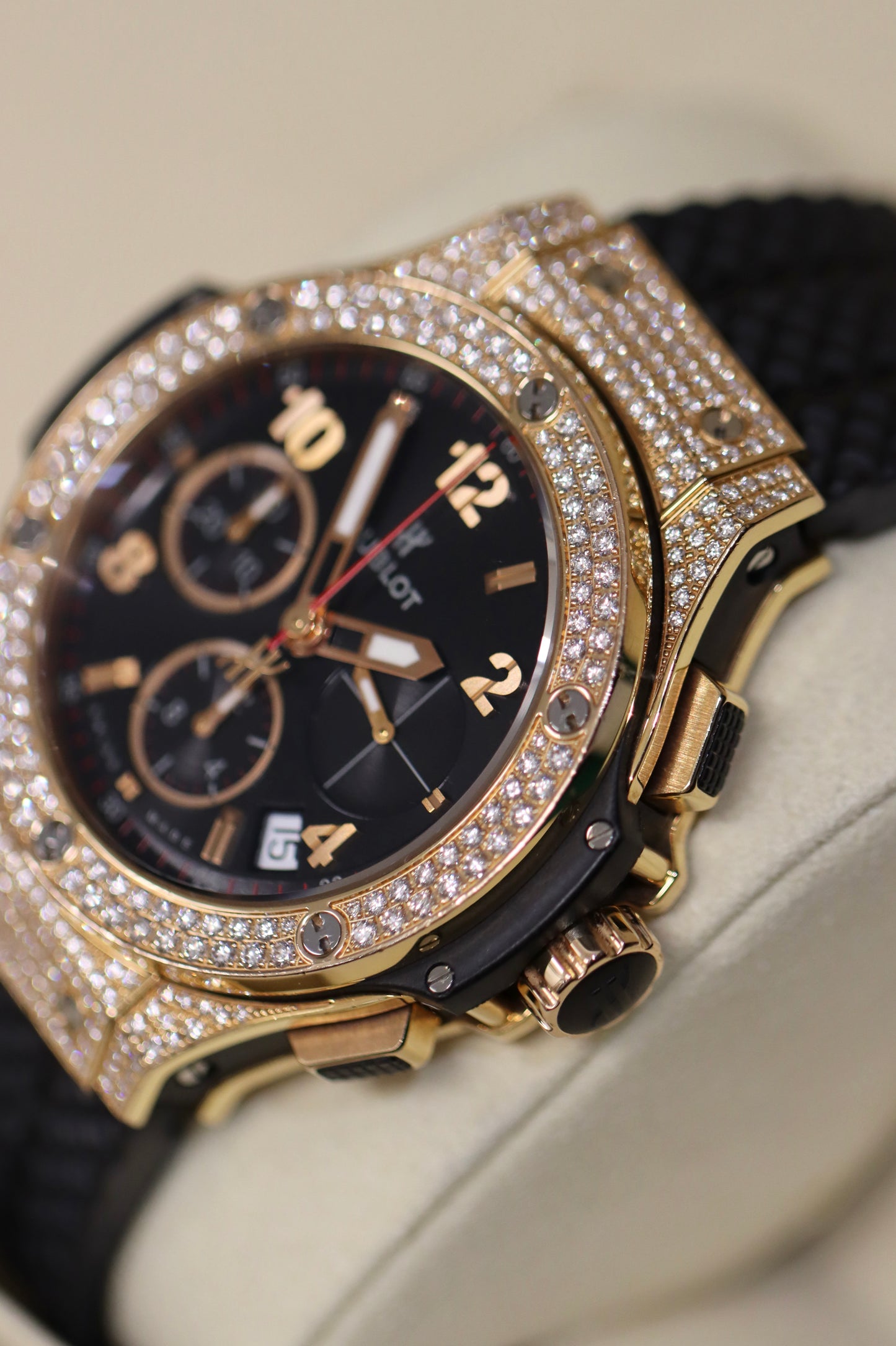 Hublot Classic Fusion KING-GOLD FACTORY PAVÉ Diamonds 41mm 341.PX.130.RX.174