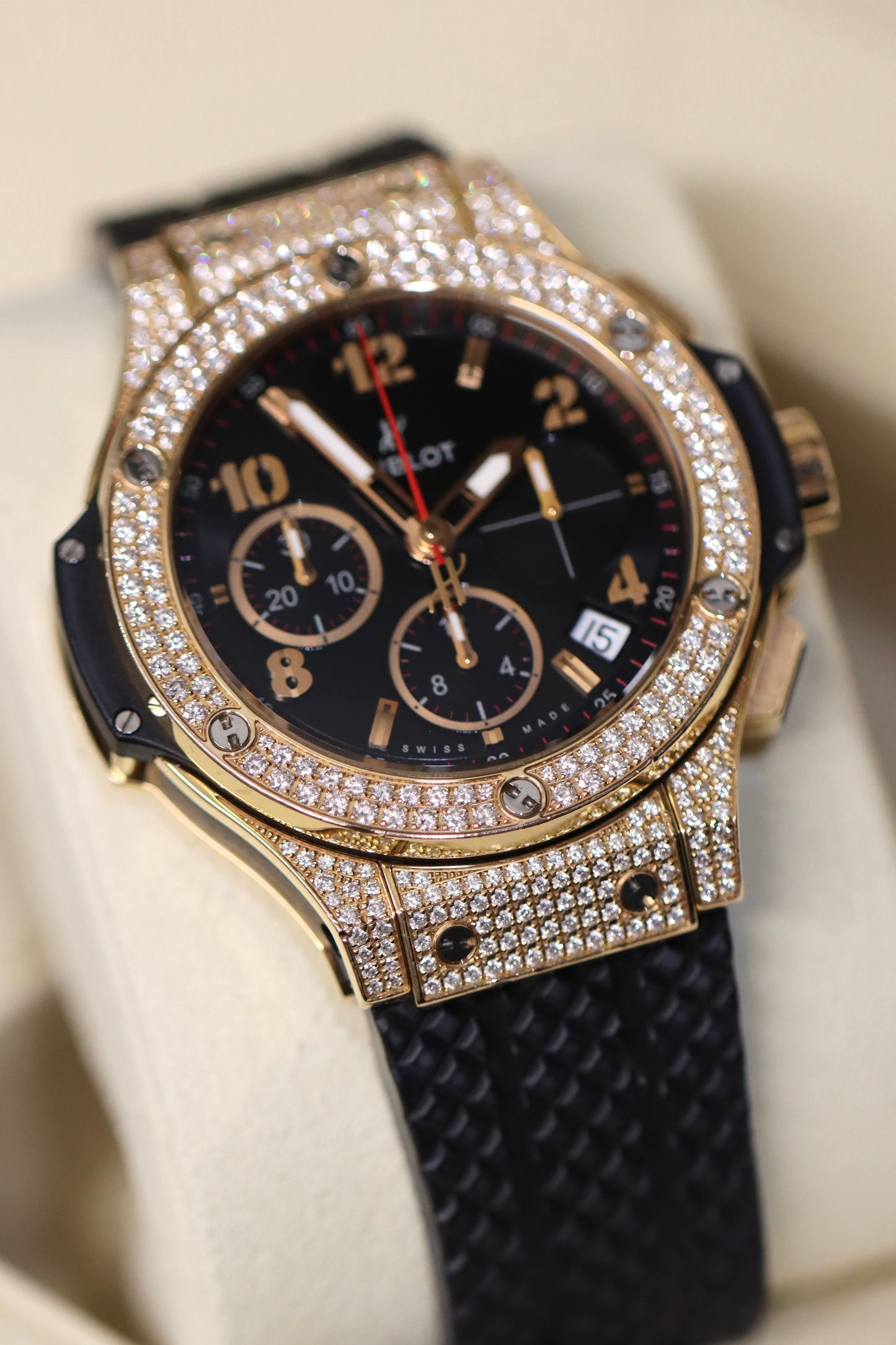 Hublot Classic Fusion KING-GOLD FACTORY PAVÉ Diamonds 41mm 341.PX.130.RX.174