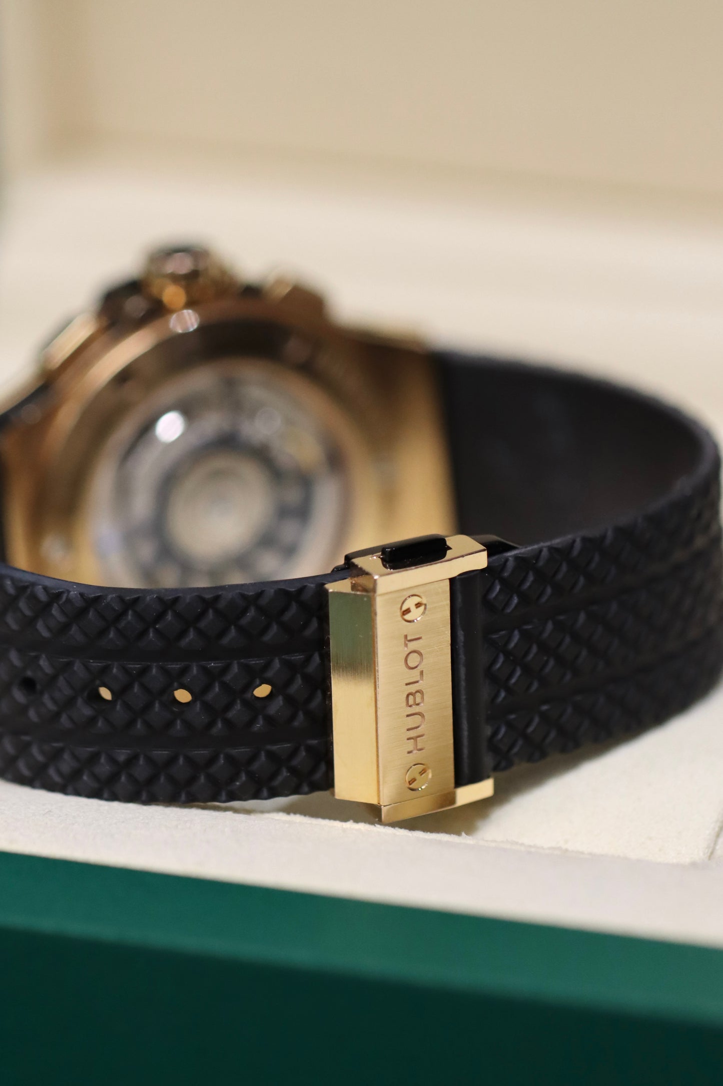 Hublot Classic Fusion KING-GOLD FACTORY PAVÉ Diamonds 41mm 341.PX.130.RX.174