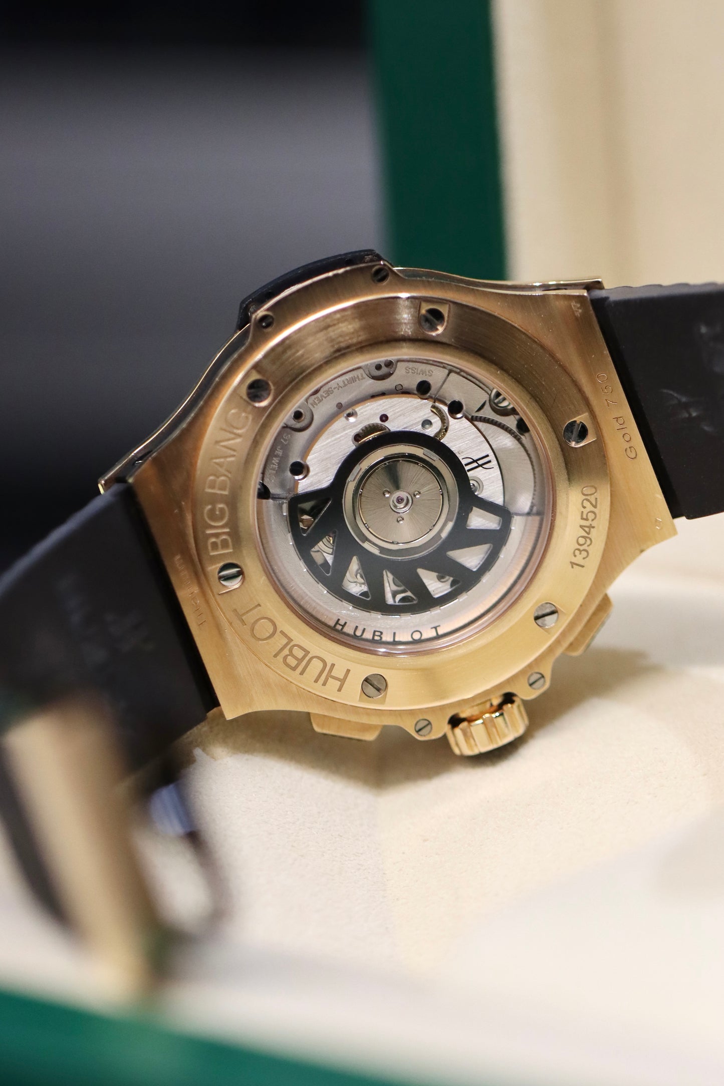 Hublot Classic Fusion KING-GOLD FACTORY PAVÉ Diamonds 41mm 341.PX.130.RX.174