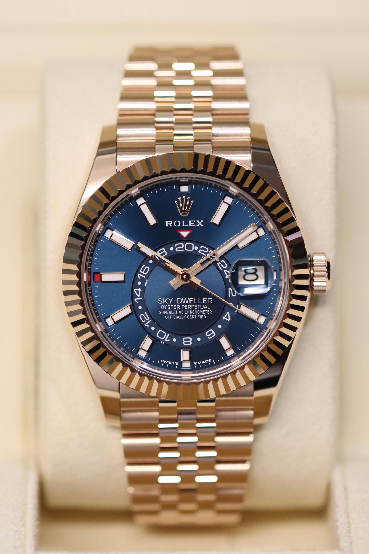 Rolex Sky-Dweller - Blue - Everose - 336935 - 42MM