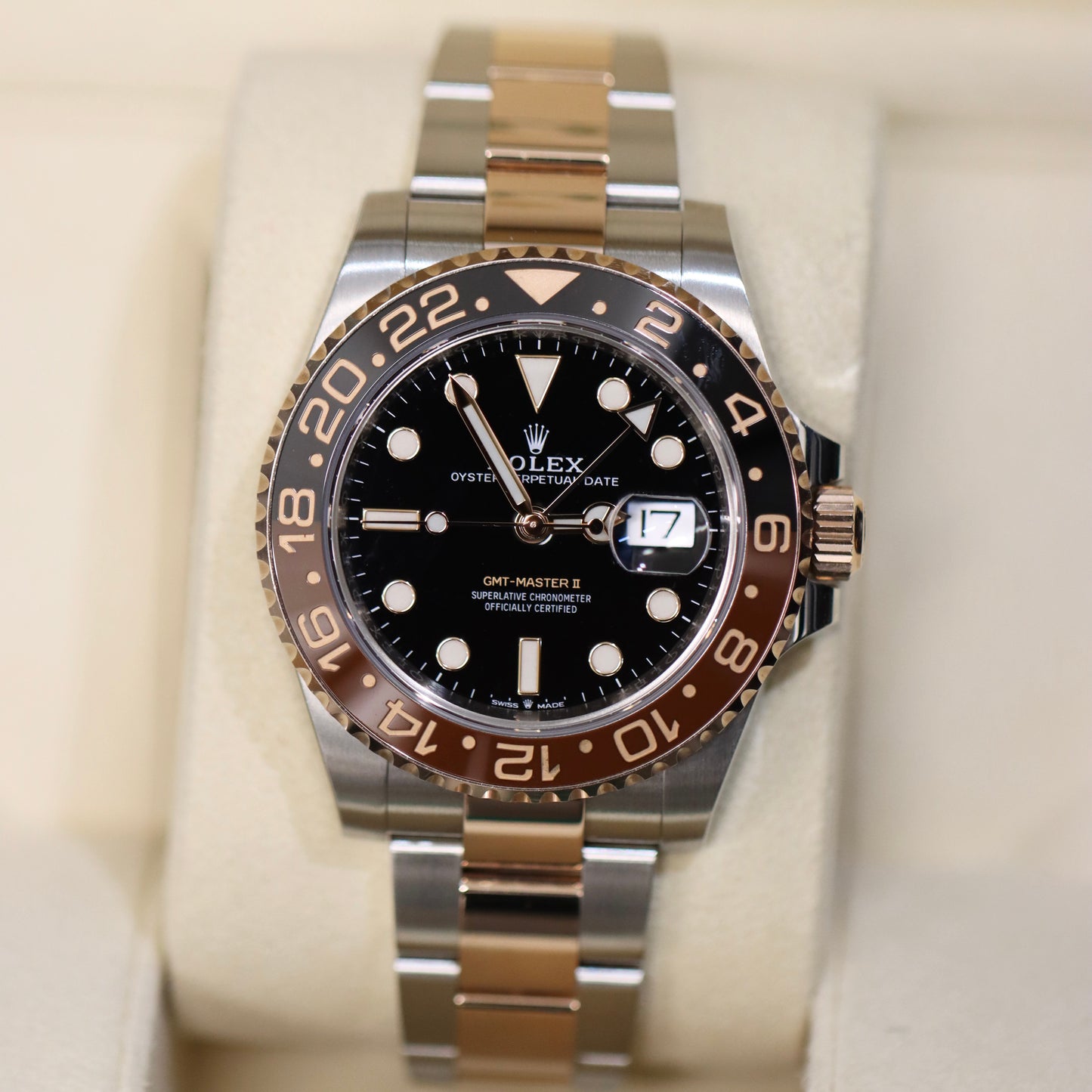Rolex GMT-MASTER II 'ROOTBEER' = 126711CHNR