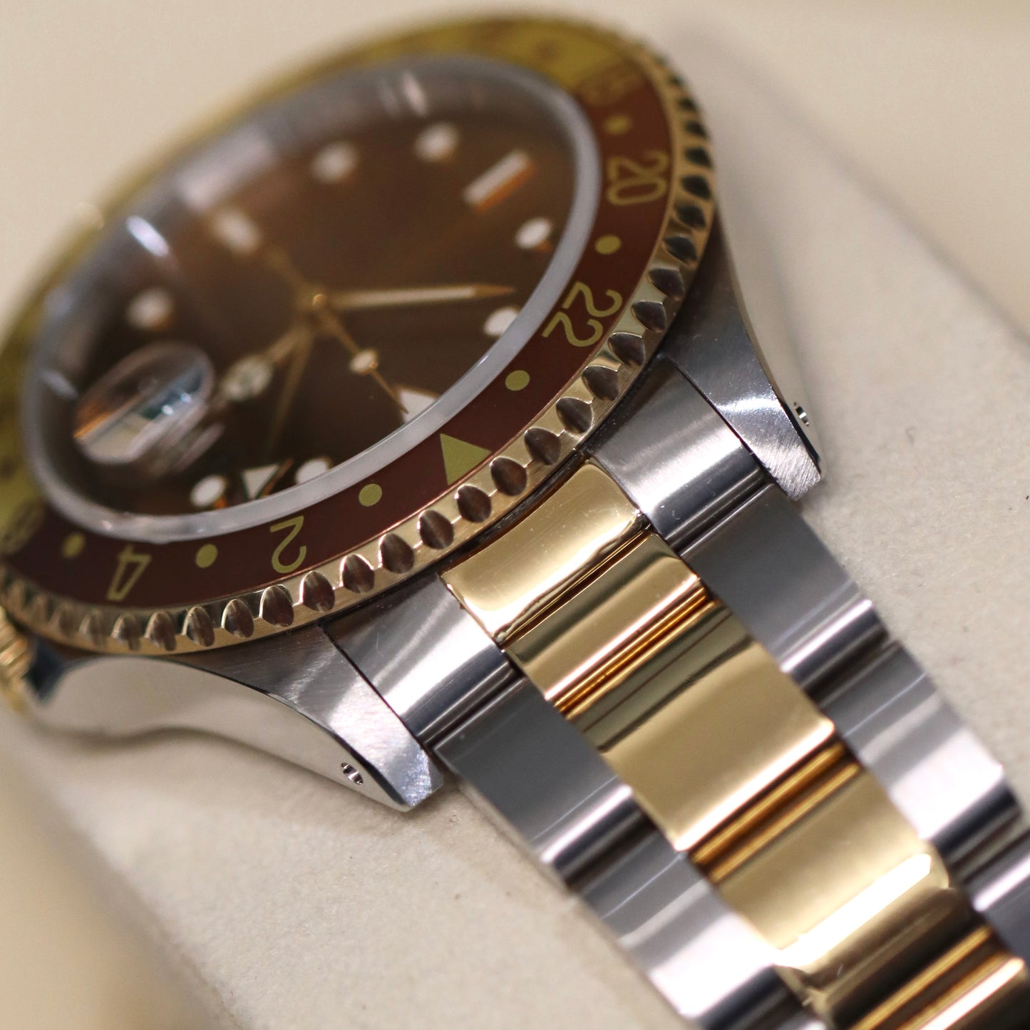 Rolex GMT-Master II - 'Rootbeer' - 16713