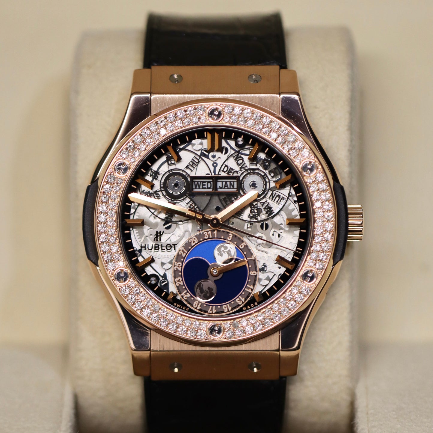 Hublot Aerofusion Moonphase 18K King Gold - VS Diamonds - 517.OX.0180.LR