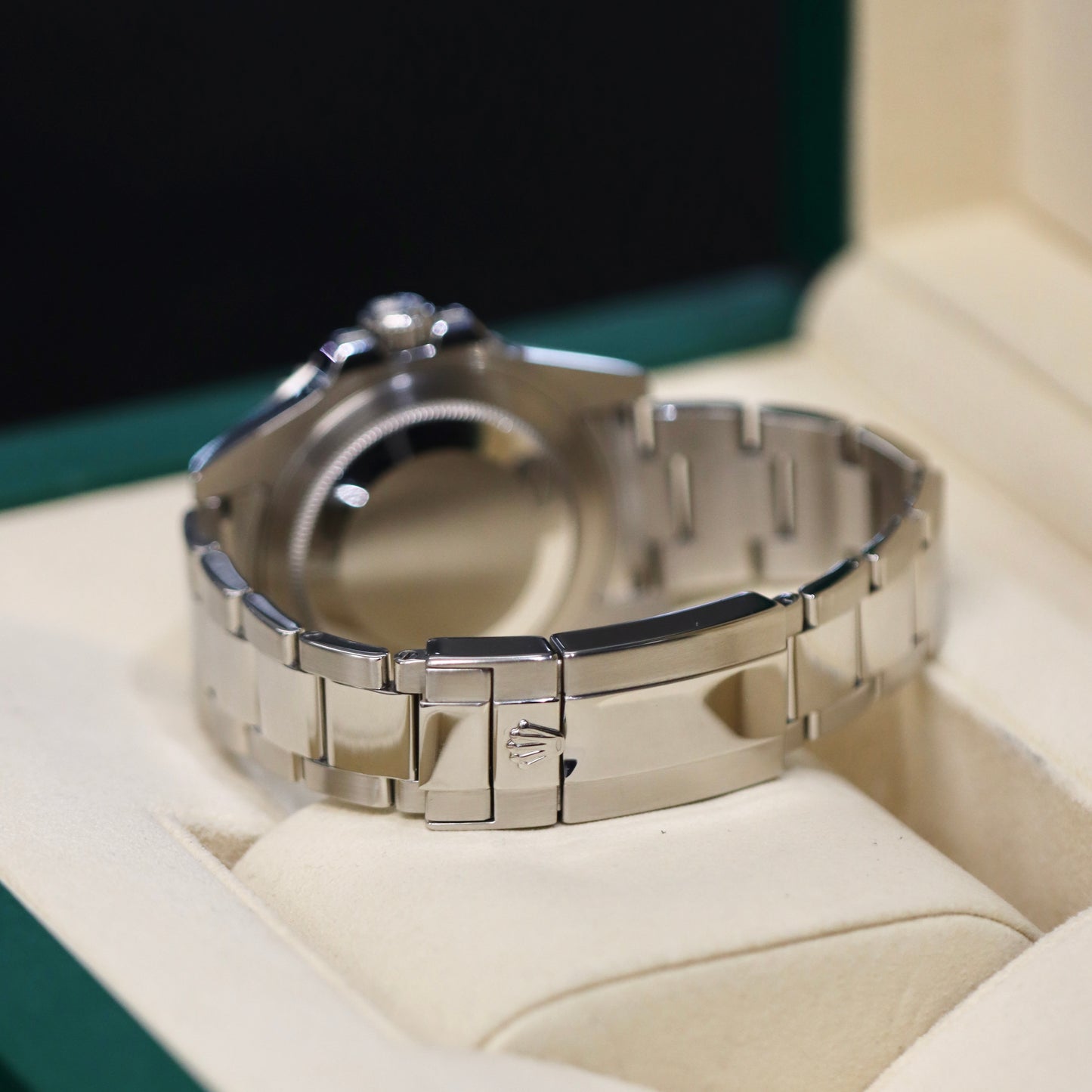 2010 Rolex GMT-MASTER II - 116710LN - Green Arrow - 40MM