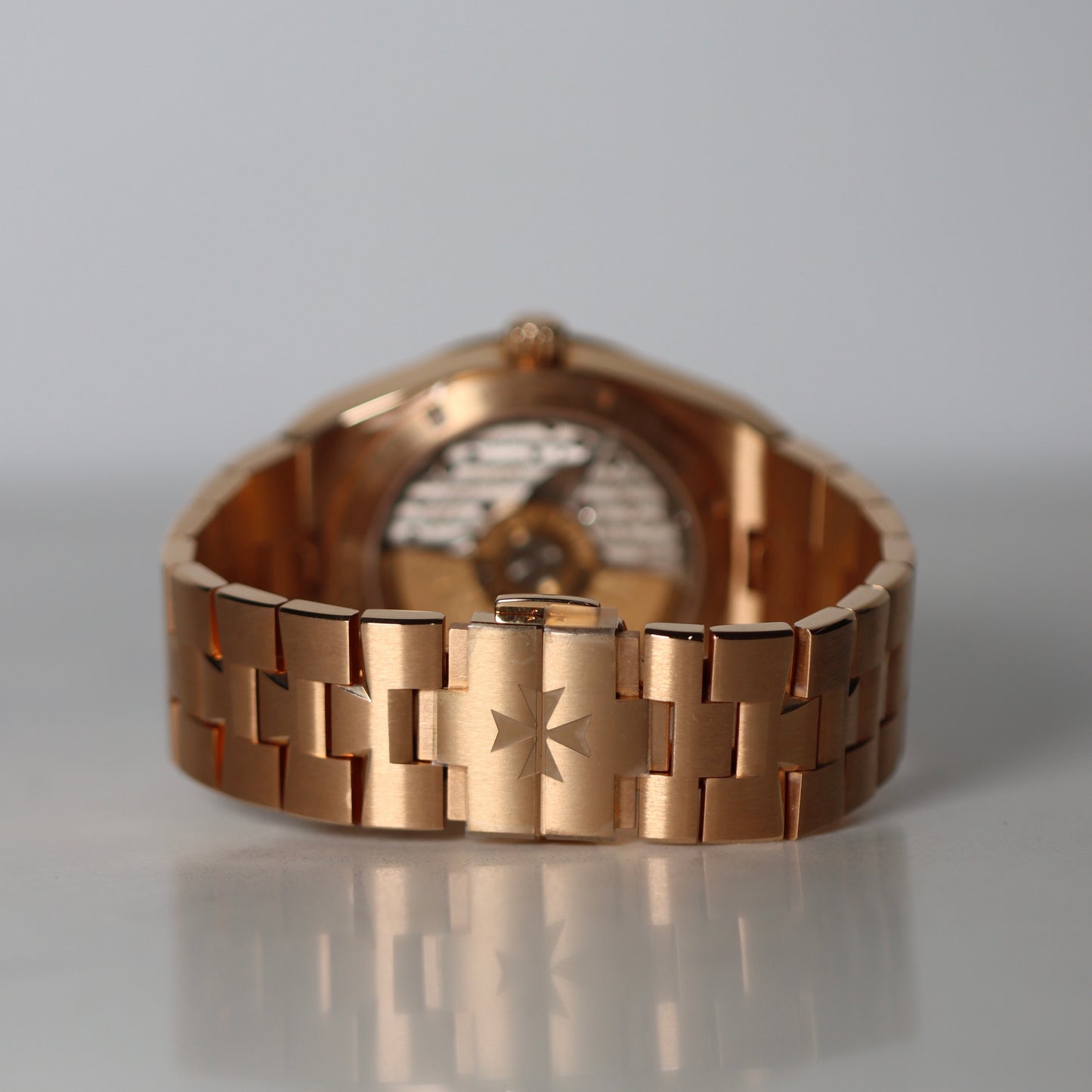 Unworn Vacheron Constantin Overseas - 4500V/110R - Box & Papers