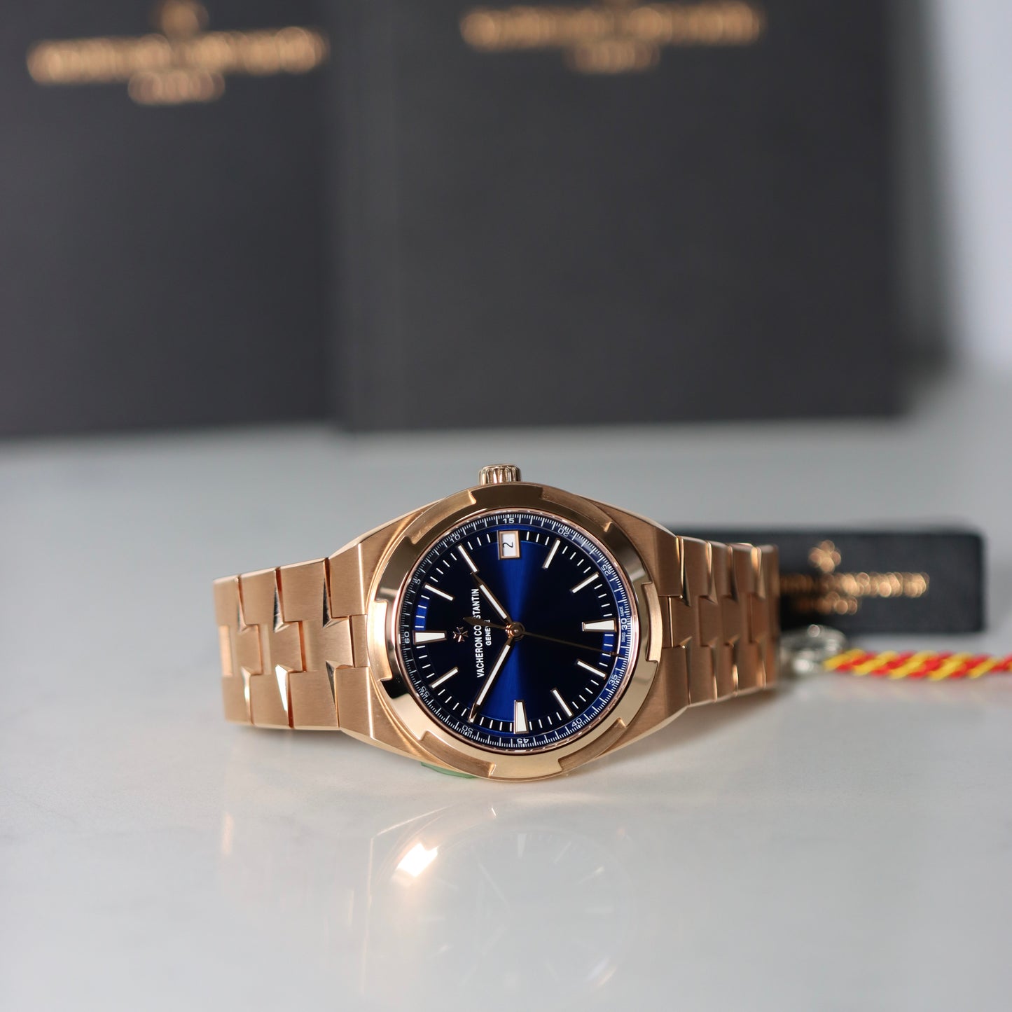 Unworn Vacheron Constantin Overseas - 4500V/110R - Box & Papers