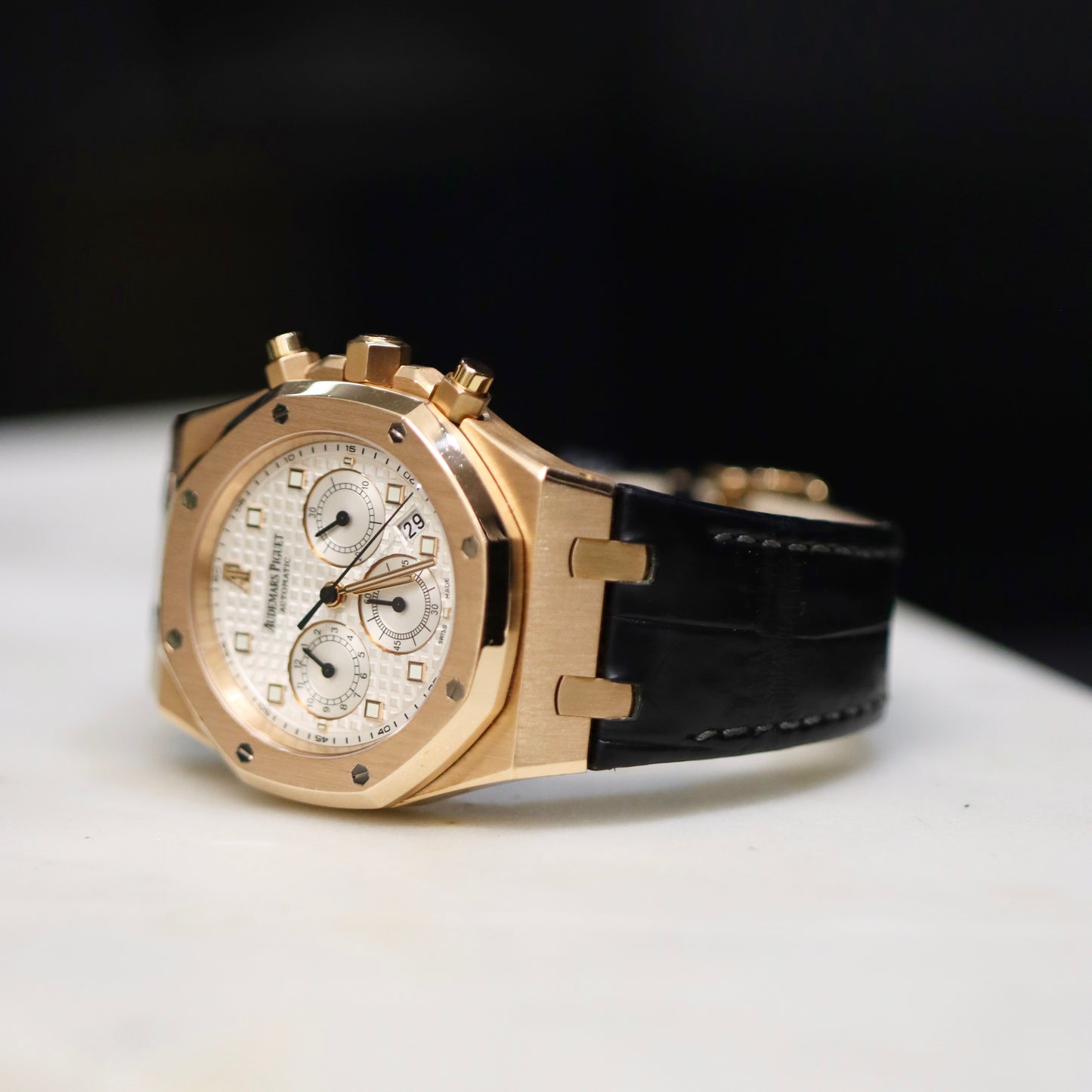 Audemars Piguet Royal Oak 39MM - Ref: 26022OR.OO.D088CR.01