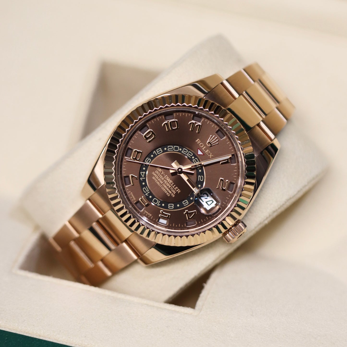 2018 Rolex Sky-Dweller - Chocolate - Everose Gold - 326935 - Full Set