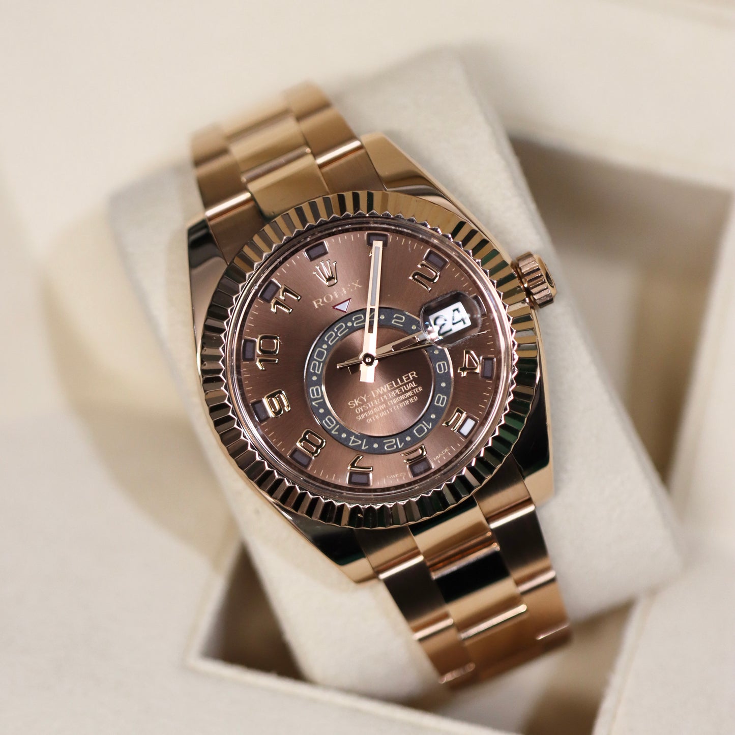 2018 Rolex Sky-Dweller - Chocolate - Everose Gold - 326935 - Full Set