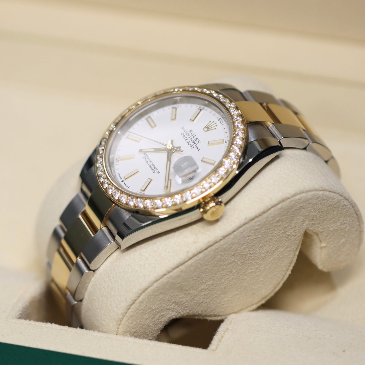 Rolex Datejust 41MM - F VS Diamonds Bezel - Box & Papers