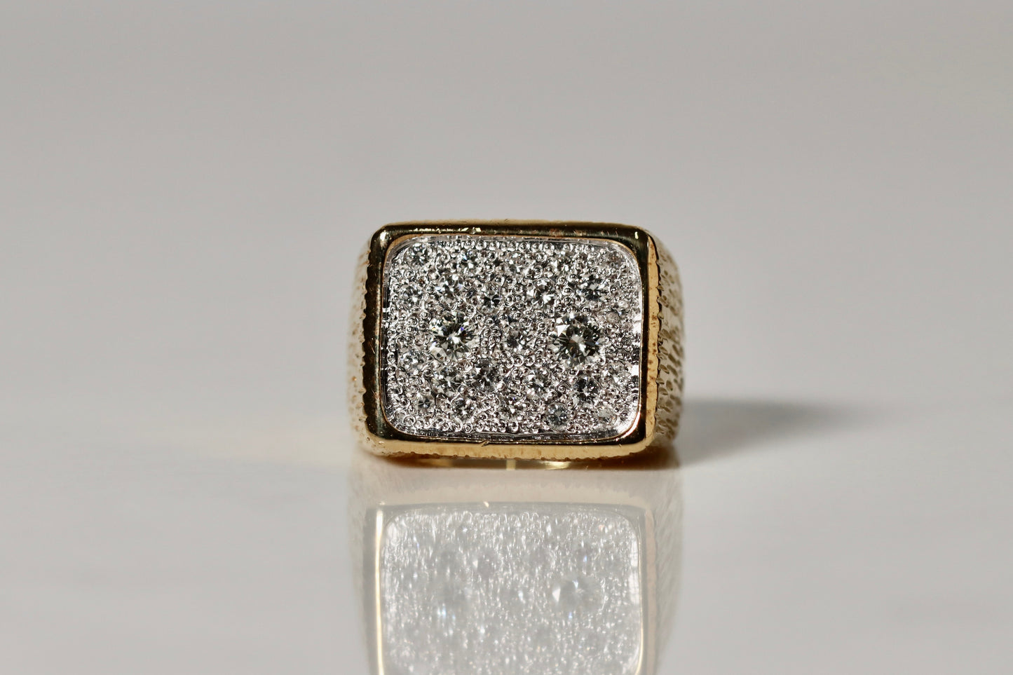 18K Yellow Gold Diamond Ring