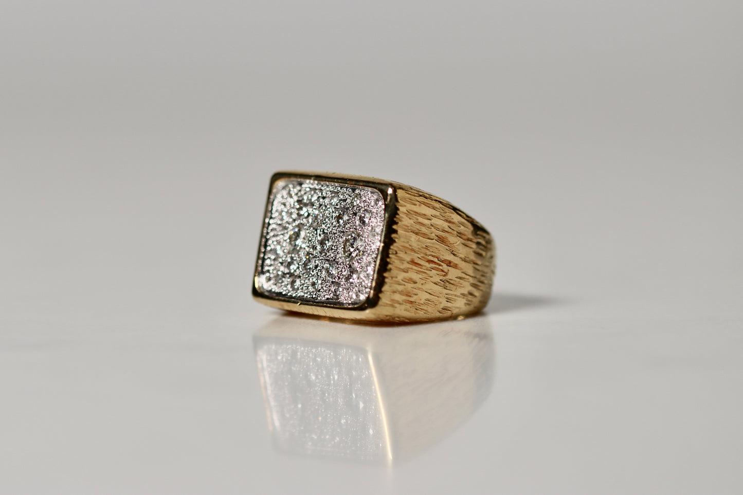 18K Yellow Gold Diamond Ring