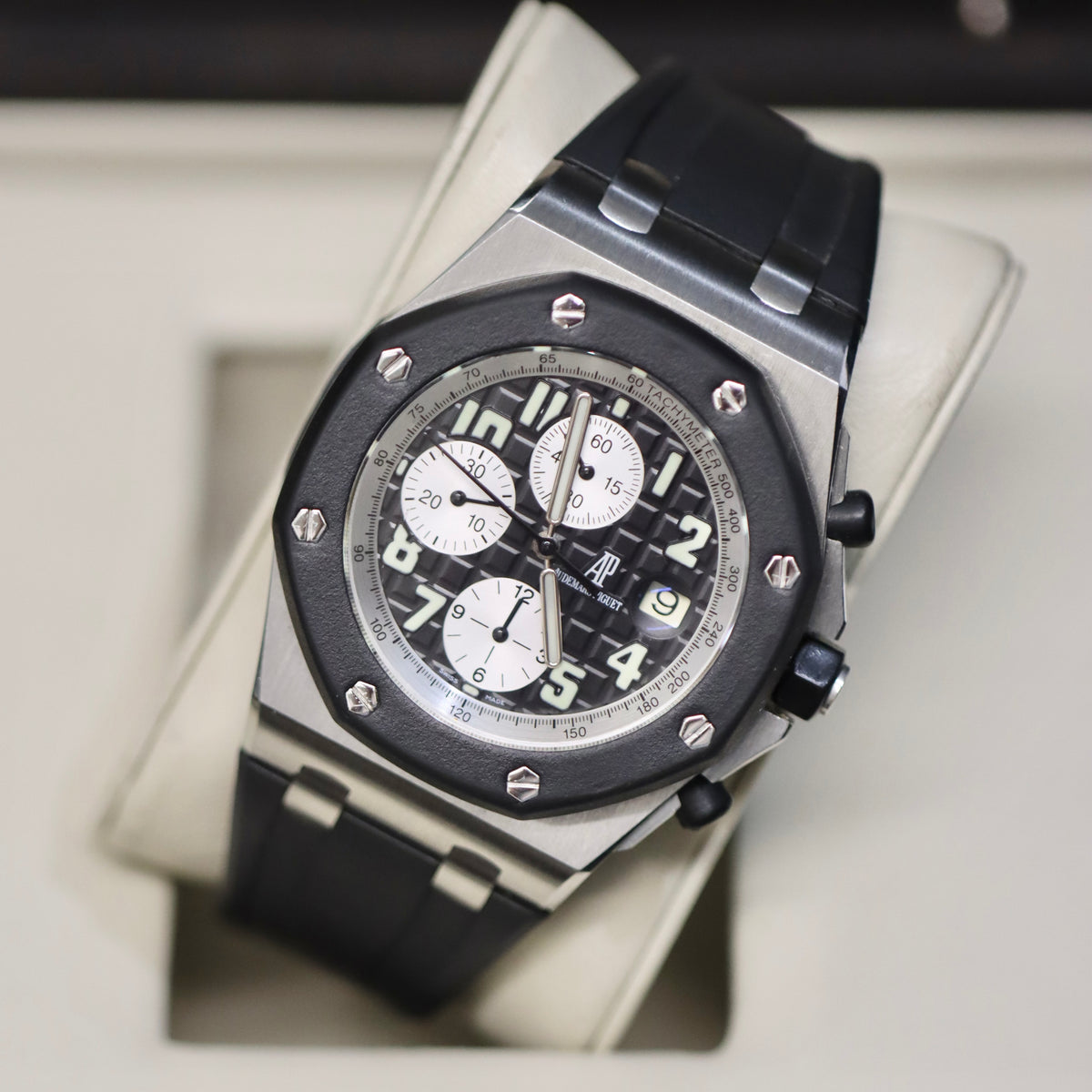 Audemars Piguet Royal Oak - Offshore - 42MM - Rubber Clad - 25940SK