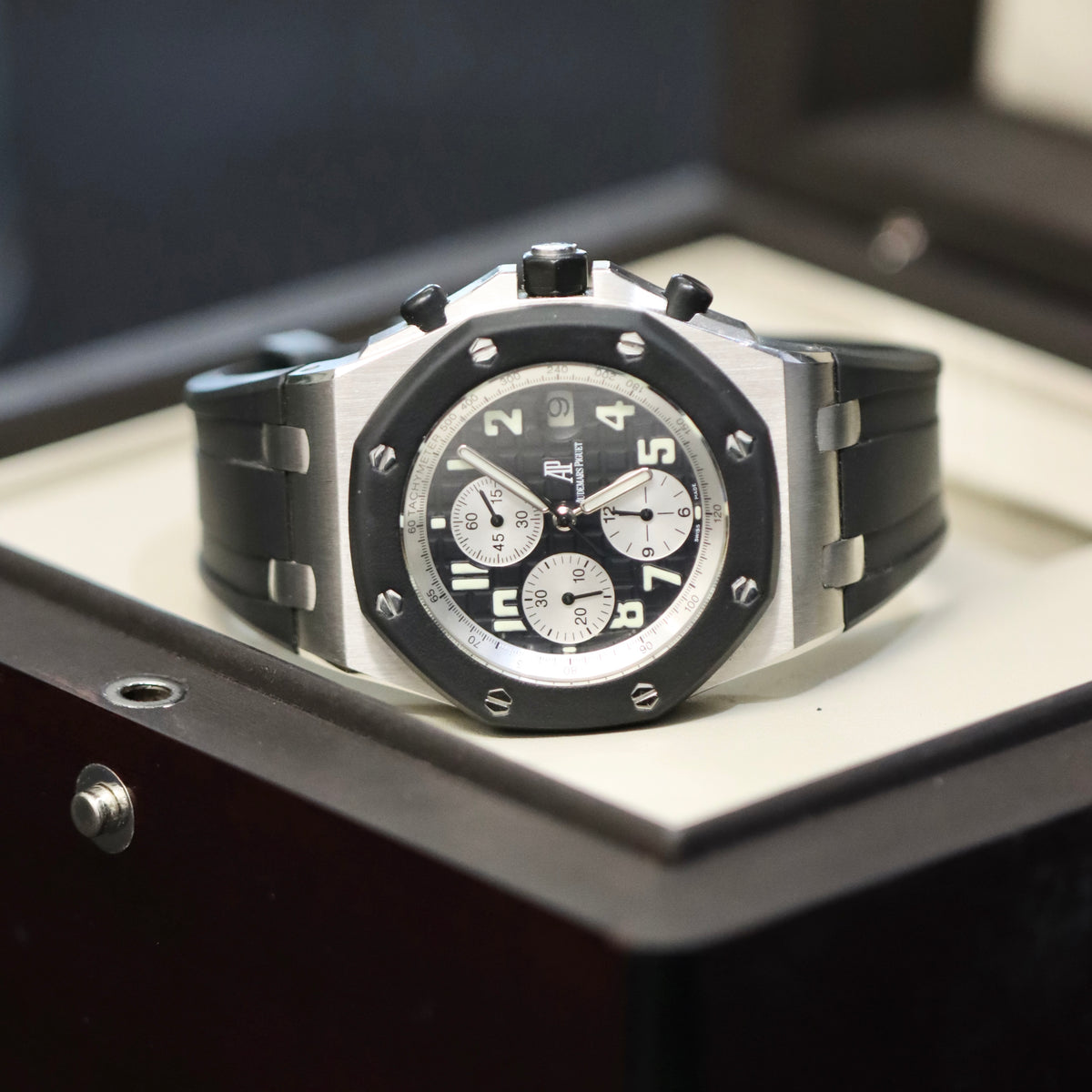 Audemars Piguet Royal Oak - Offshore - 42MM - Rubber Clad - 25940SK