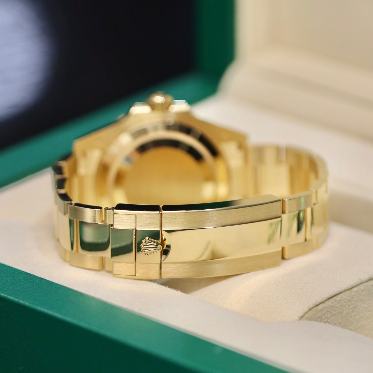 2024 Rolex Submariner 41MM - 126618LN - Box & Papers