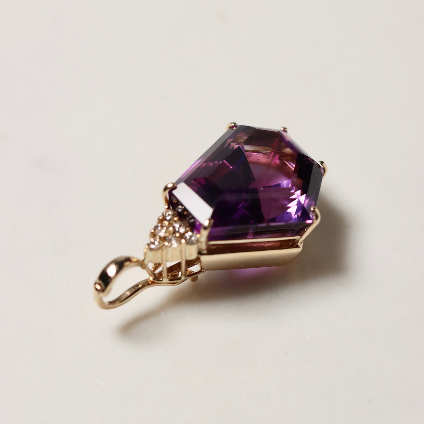 32ct Amethyst & Diamond Pendant