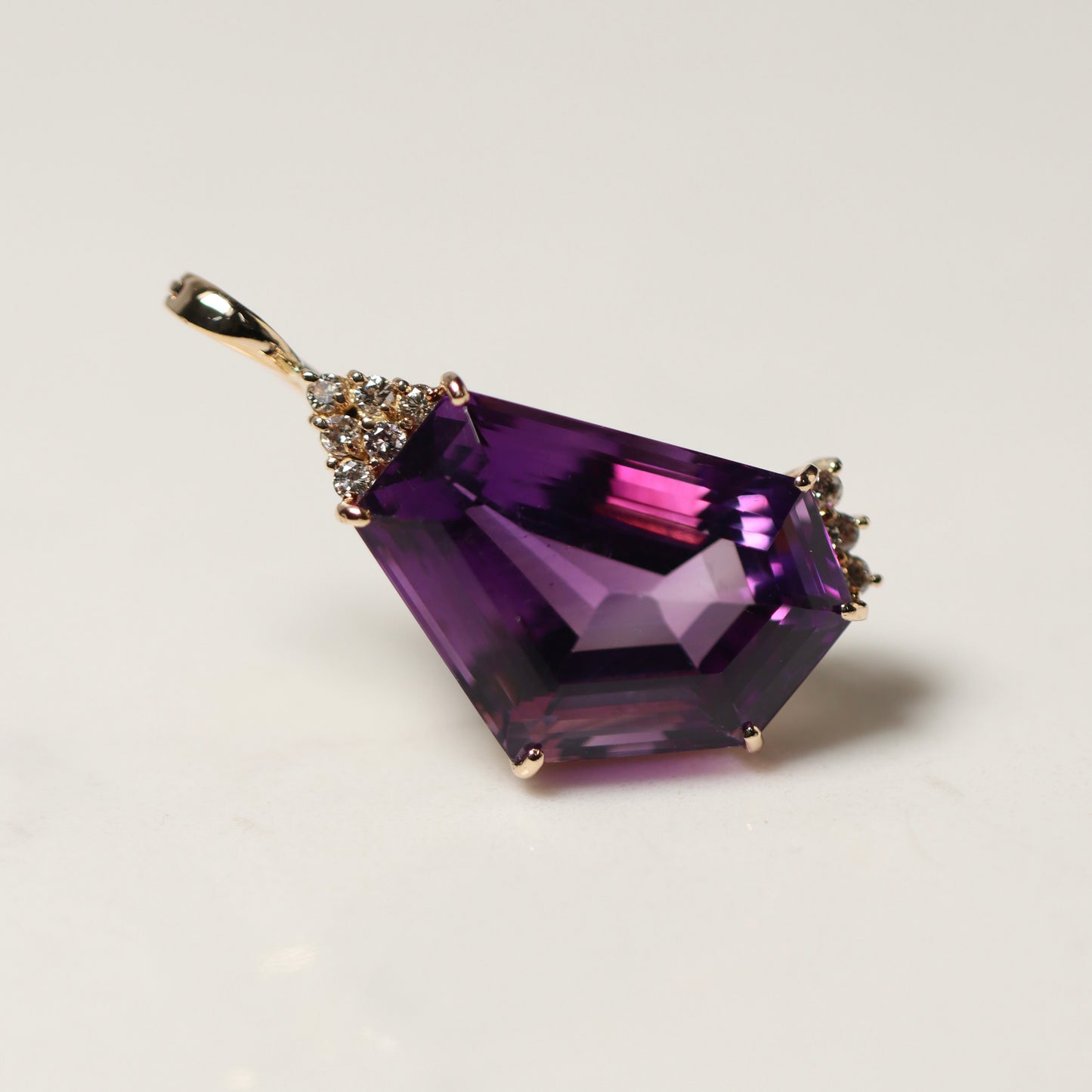 32ct Amethyst & Diamond Pendant