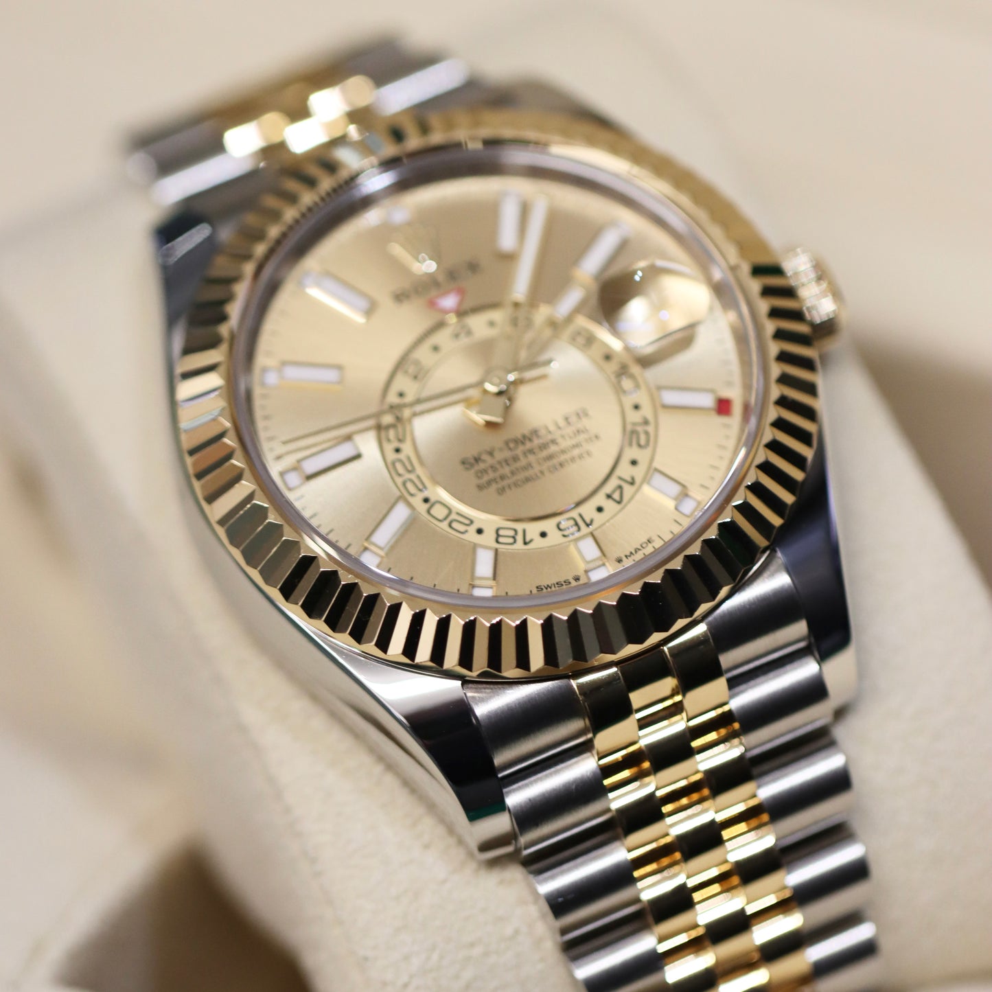 2024 Rolex Sky-Dweller 336933 - Champagne - Jubilee - Box & Papers