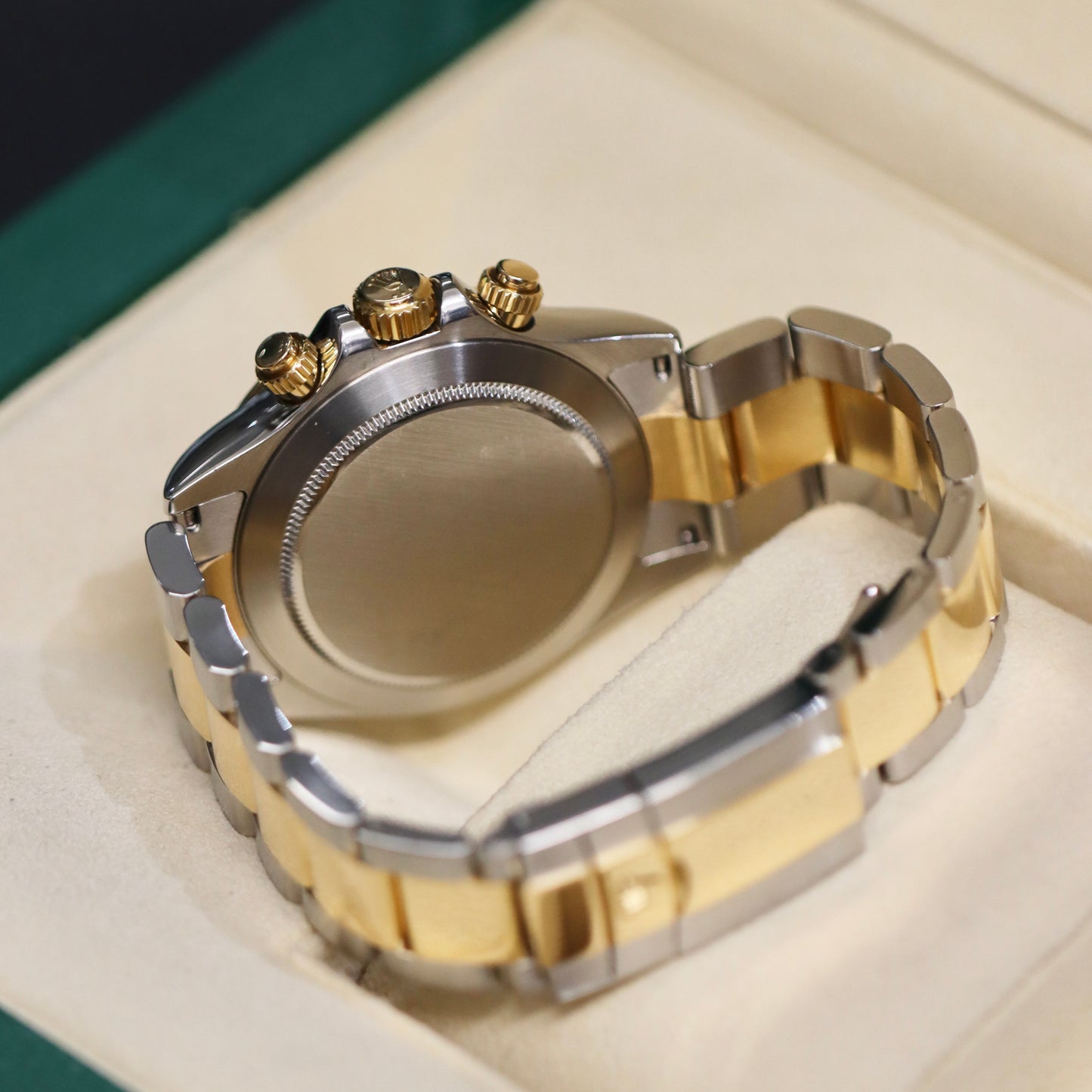 2004 Rolex Daytona 116523 -Champagne - 40MM - Box & Papers