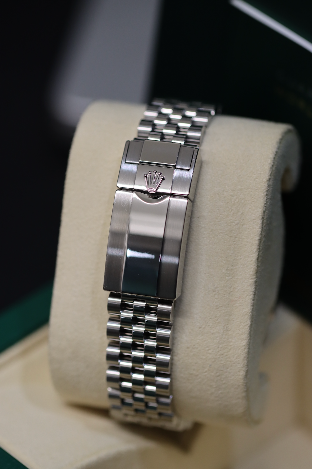 Rolex GMT MASTER II - Batgirl - 126710BLNR
